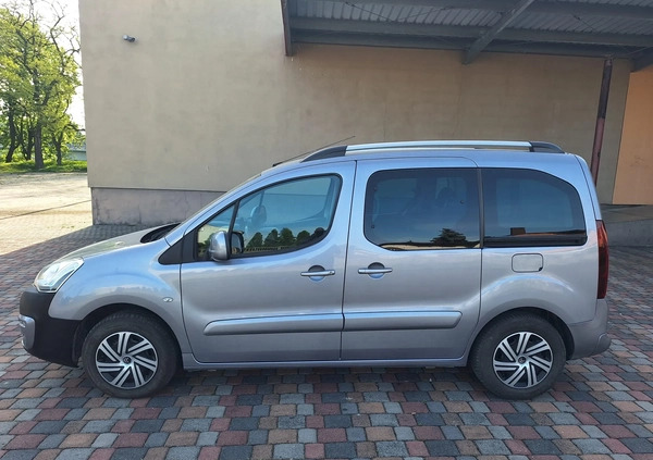 Citroen Berlingo cena 36000 przebieg: 156000, rok produkcji 2016 z Koło małe 79